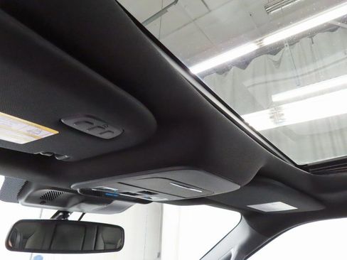 Used 2024 Ford F150 Lariat image 28