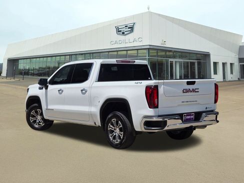 Used 2025 GMC Sierra 1500 SLT AWD/4WD image 4