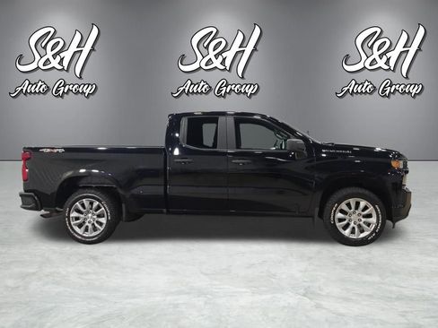 Used 2021 Chevrolet Silverado 1500 Custom AWD/4WD image 19