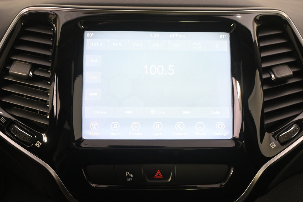 Used 2019 Jeep Cherokee Limited AWD/4WD image 28