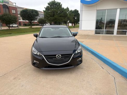 Used 2016 MAZDA MAZDA3 i Sport FWD image 4