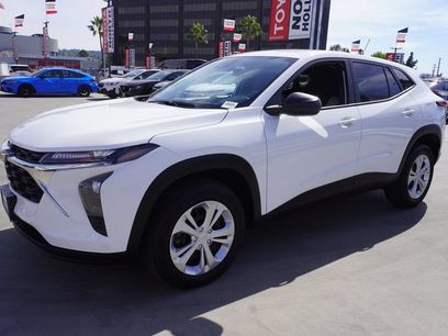 Used 2025 Chevrolet Trax LS