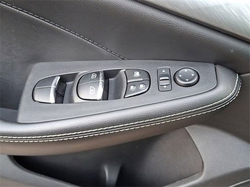 Used 2017 Nissan Maxima 3.5 SV image 23