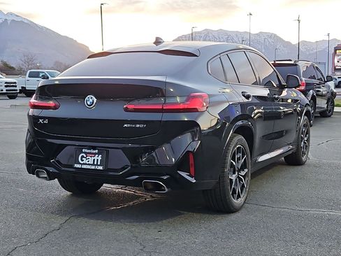 Used 2023 BMW X4 xDrive30i w/ M Sport Package image 3
