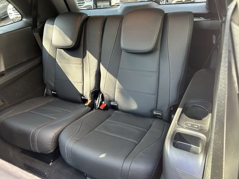 Certified 2025 Mercedes-Benz GLS 450 4MATIC image 45