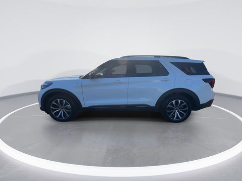 Used 2025 Ford Explorer ST-Line RWD image 5