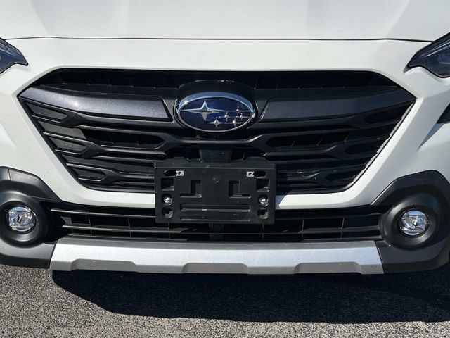 Used 2025 Subaru Outback Touring XT w/ Tech Package 3 AWD/4WD image 10