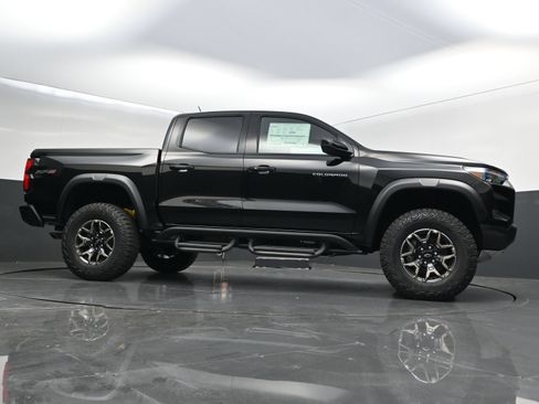 New 2026 Chevrolet Colorado ZR2 AWD/4WD image 44