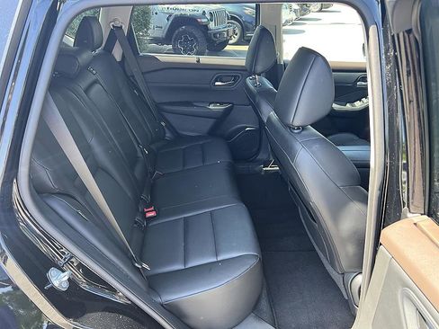 Certified 2023 Nissan Rogue SV w/ SV Premium B Package FWD image 16