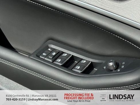 New 2025 Jeep Grand Cherokee Overland w/ Adv Protech Group III image 44