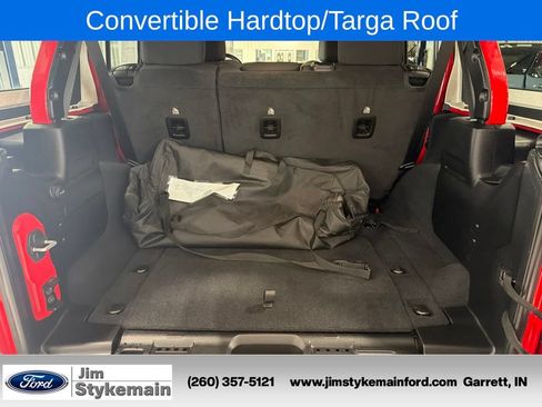 Used 2022 Jeep Wrangler Unlimited Sport AWD/4WD image 31