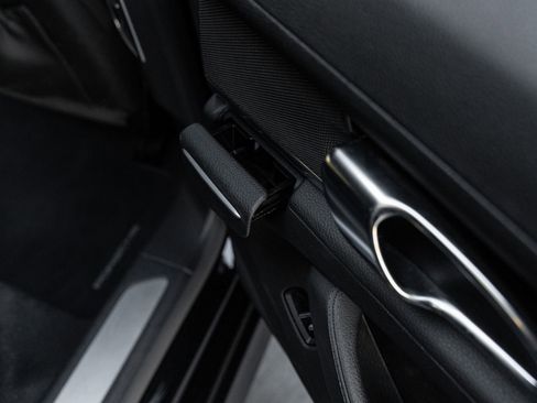 Certified 2016 Porsche Panamera image 35