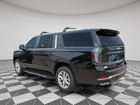 New 2026 Chevrolet Suburban Premier w/ Sun And Tow Package AWD/4WD image 3