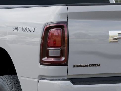 New 2026 RAM 2500 Big Horn AWD/4WD image 9
