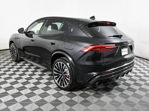 New 2025 Maserati Grecale Trofeo image 6