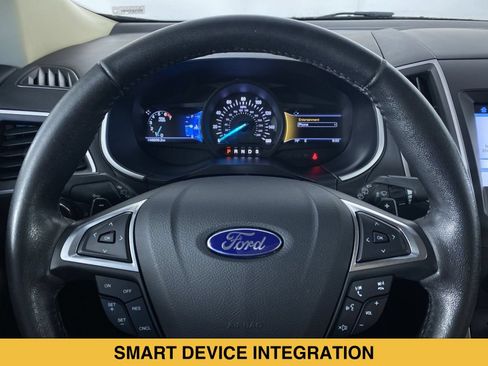 Used 2017 Ford Edge SEL w/ Equipment Group 201A AWD/4WD image 3