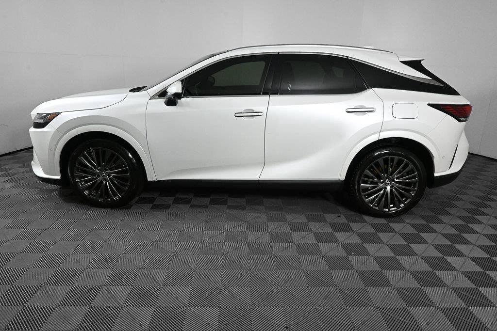 Used 2023 Lexus RX 350 FWD image 3