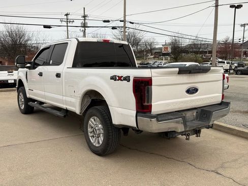Used 2019 Ford F250 XLT w/ Snow Plow Prep Package image 8