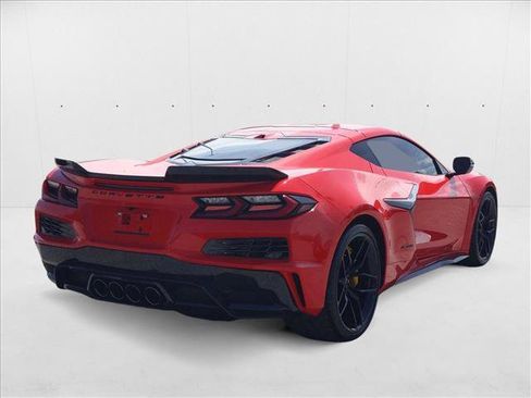 Certified 2025 Chevrolet Corvette Z06 w/ Stealth Interior Trim Package image 5