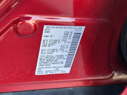 Used 2015 Nissan Rogue SL image 34