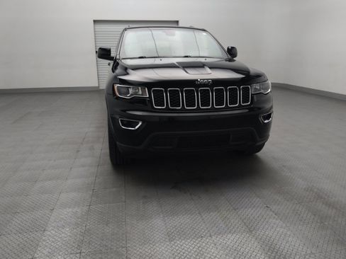 Used 2018 Jeep Grand Cherokee Laredo RWD image 14