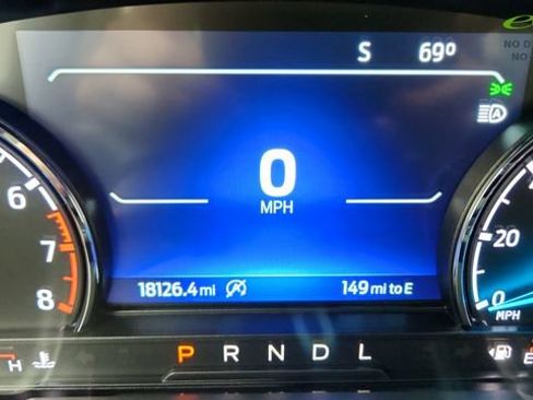 Used 2022 Ford Maverick Lariat image 39