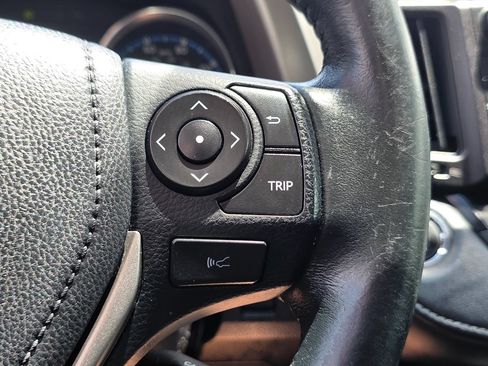 Used 2016 Toyota RAV4 XLE w/ Convenience Package FWD image 30