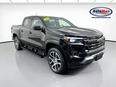 Used 2024 Chevrolet Colorado Z71 w/ Z71 Convenience Package 2