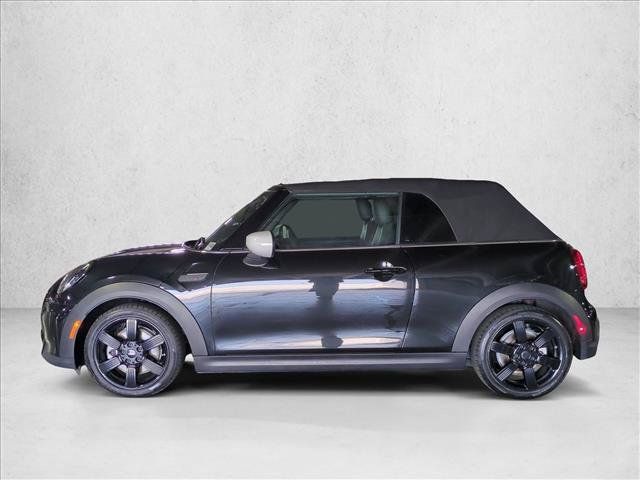 Used 2024 MINI Cooper S w/ Signature Upholstery Package FWD image 9