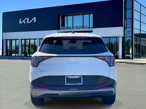 New 2026 Kia Sportage EX image 5