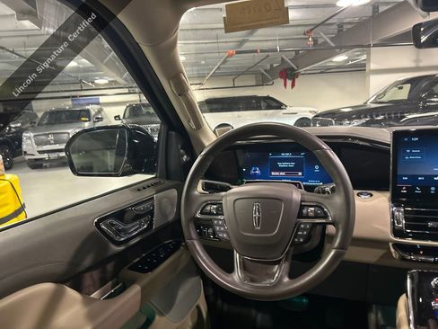 Used 2022 Lincoln Navigator L Reserve image 24