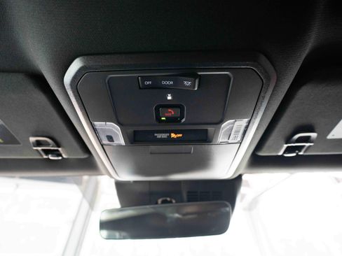 Used 2024 Toyota Tacoma SR5 image 18