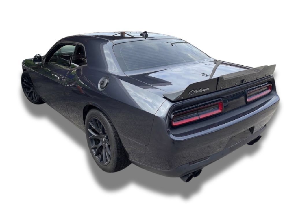 Used 2018 Dodge Challenger R/T Scat Pack w/ Dynamics Package RWD image 3