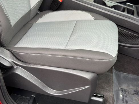 Used 2018 Ford Escape SE w/ SE Sync 3 Package image 12