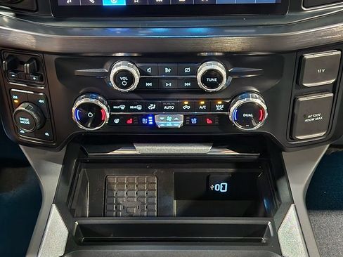 Used 2024 Ford F250 Lariat w/ Lariat Ultimate Package AWD/4WD image 41