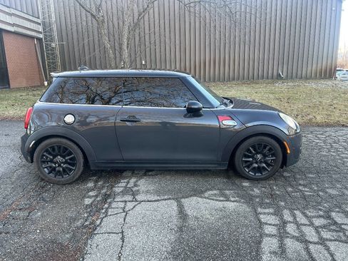 Used 2015 MINI Cooper S image 4