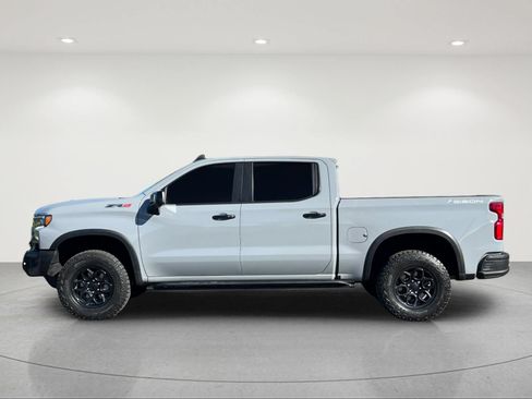 Used 2024 Chevrolet Silverado 1500 ZR2 w/ ZR2 Bison Edition AWD/4WD image 2