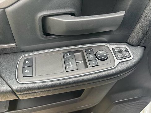 Used 2024 RAM 2500 Tradesman w/ Chrome Appearance Group AWD/4WD image 60