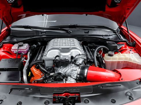 Used 2022 Dodge Charger SRT Hellcat w/ Harman/Kardon Audio Group image 27