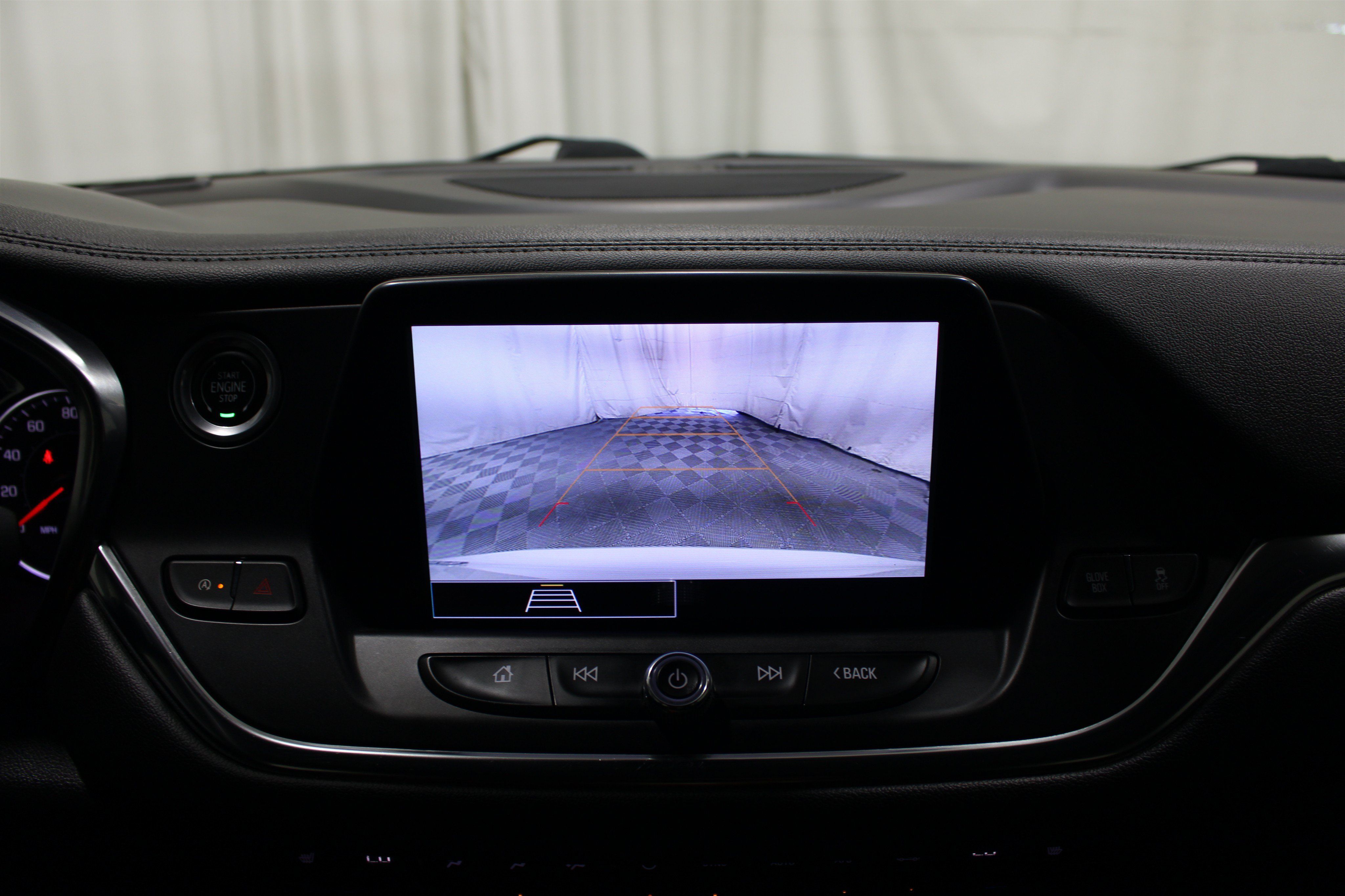 Used 2022 Chevrolet Blazer LT FWD image 17