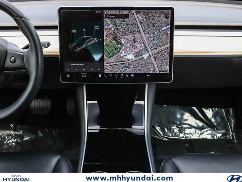 Used 2020 Tesla Model 3 Long Range AWD/4WD image 13