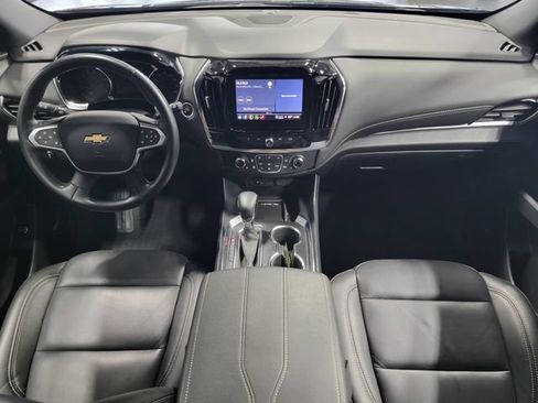 Certified 2023 Chevrolet Traverse LT w/ LT Premium Package AWD/4WD image 17