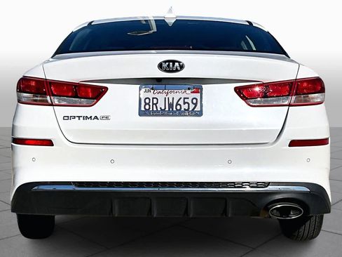 Used 2020 Kia Optima LX image 4