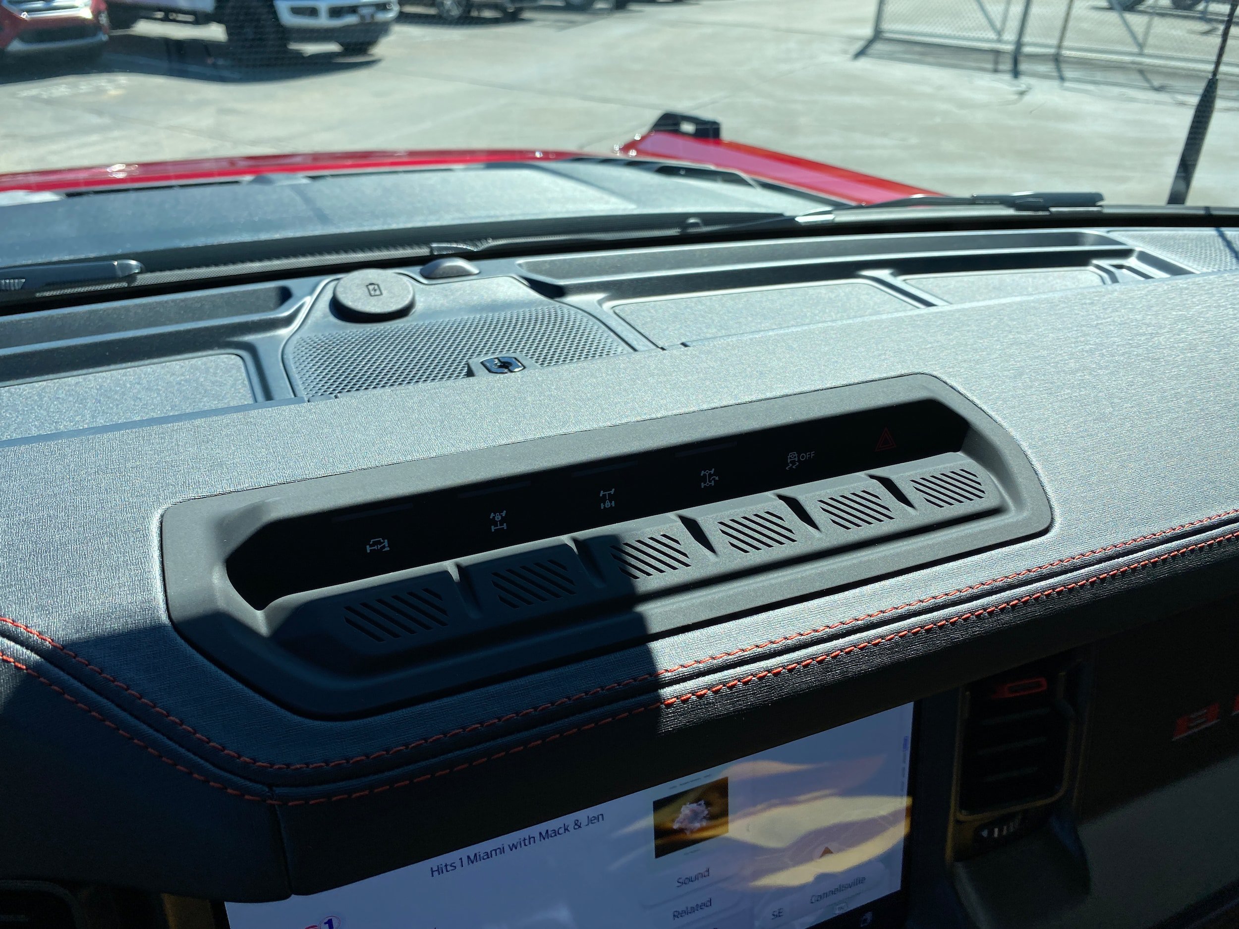 New 2026 Ford Bronco Raptor AWD/4WD image 38