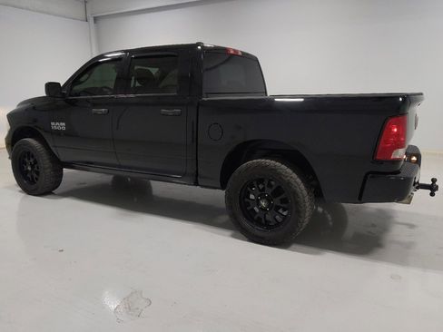 Used 2015 RAM 1500 Express AWD/4WD image 3