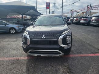 Used 2024 Mitsubishi Outlander SE video 1