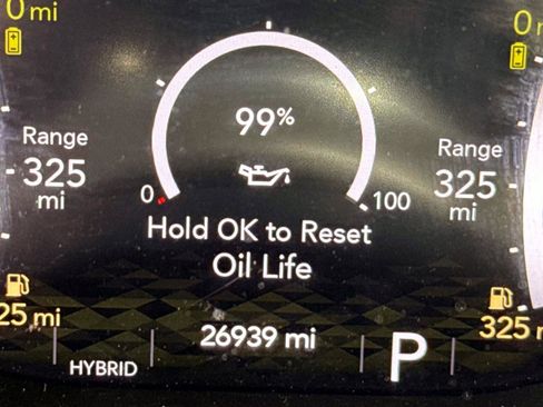 Used 2024 Jeep Wrangler Unlimited Sahara AWD/4WD image 19