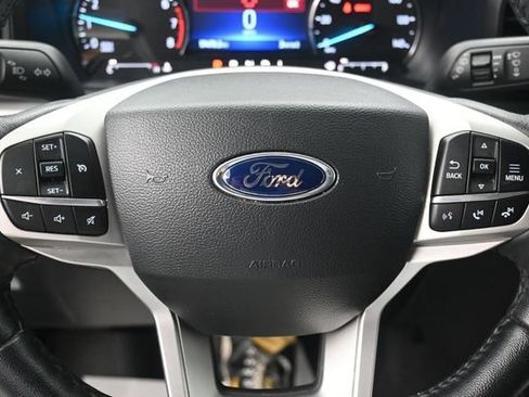 Certified 2023 Ford Explorer XLT AWD/4WD image 10