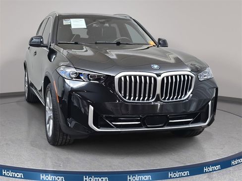 Used 2024 BMW X5 xDrive50e w/ Executive Package image 3