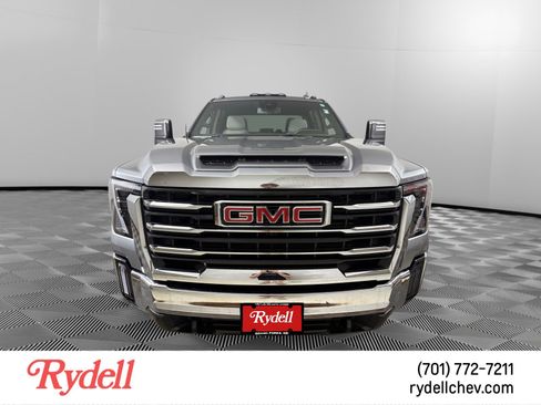 Used 2026 GMC Sierra 2500 SLT AWD/4WD image 8